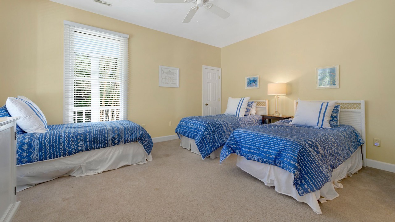 Photo of Bedroom in Debordieu Colony