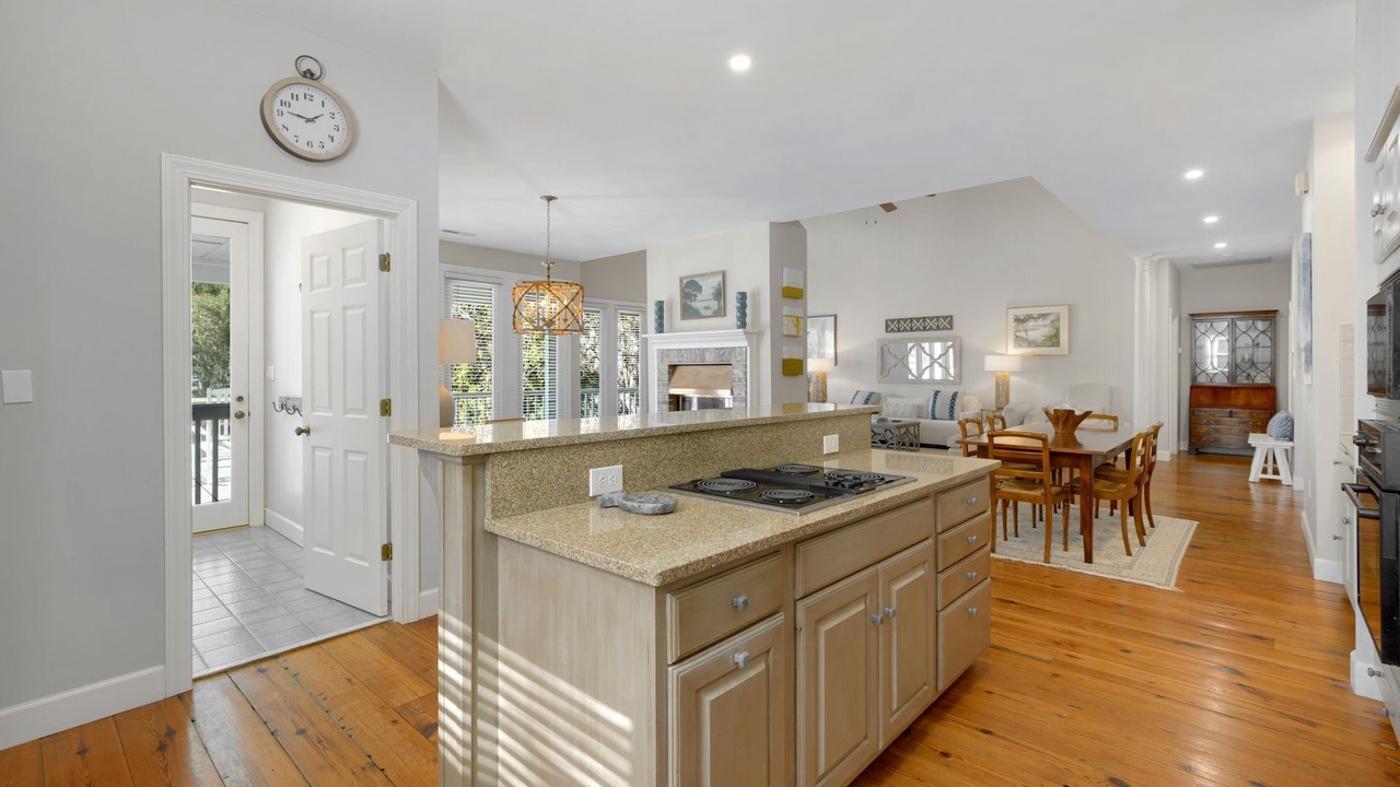 Photo of Kitchen in Debordieu Colony