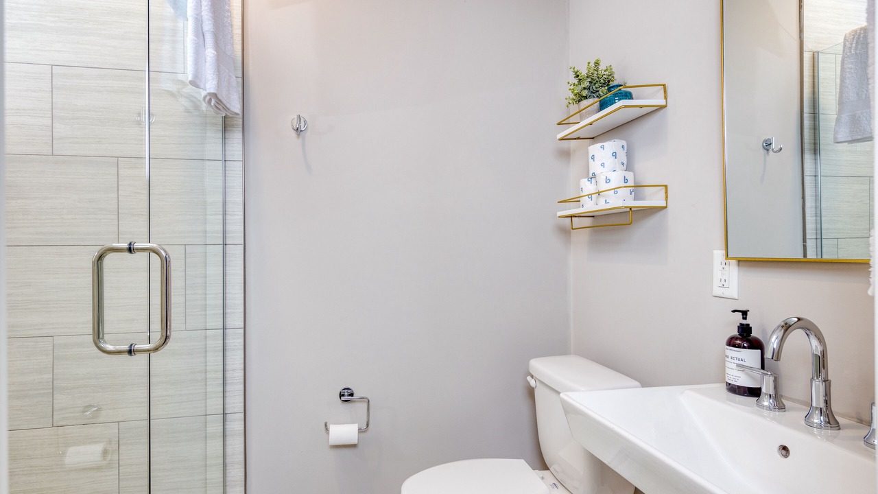 Photo of Bathroom in Historic Waverly