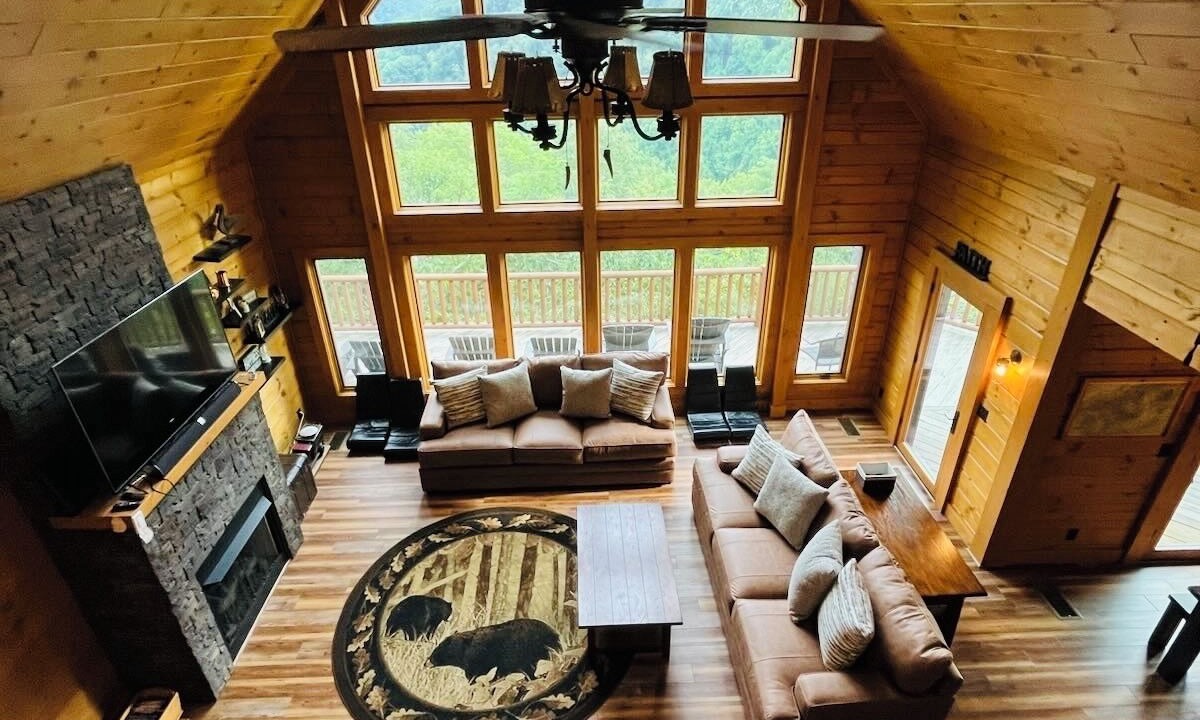Photo of Livingroom in Maggie Valley