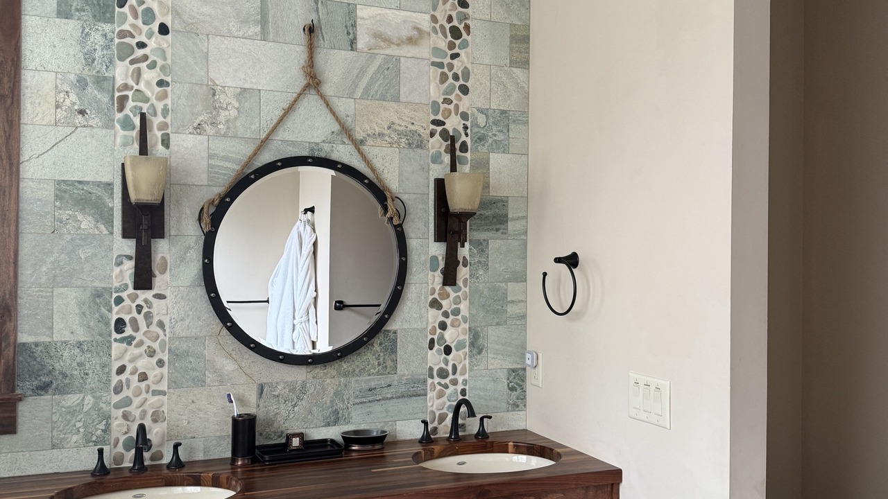 Photo of Bathroom in Cullowhee