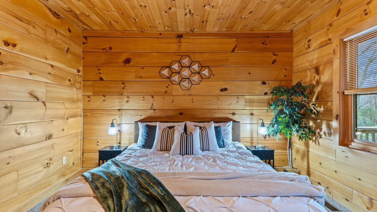 Photo of Bedroom in Black Mountain
