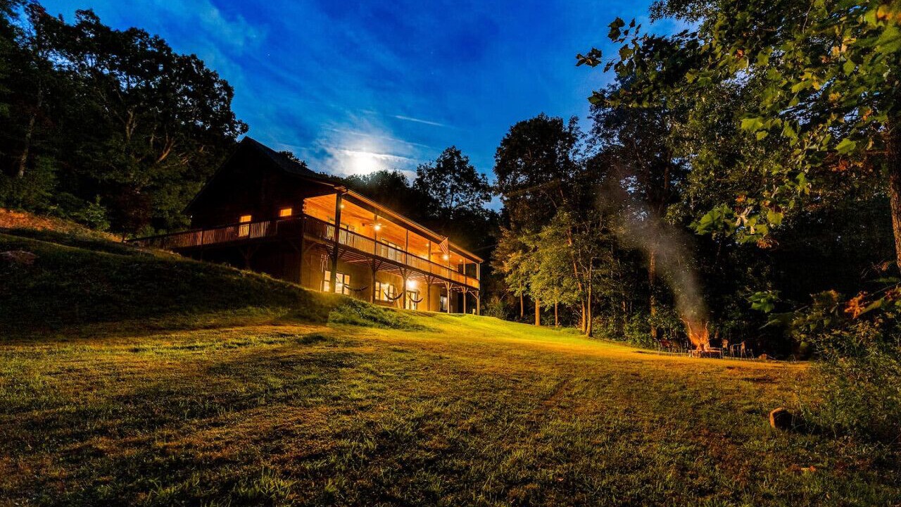 Photo of Outdoor in Black Mountain