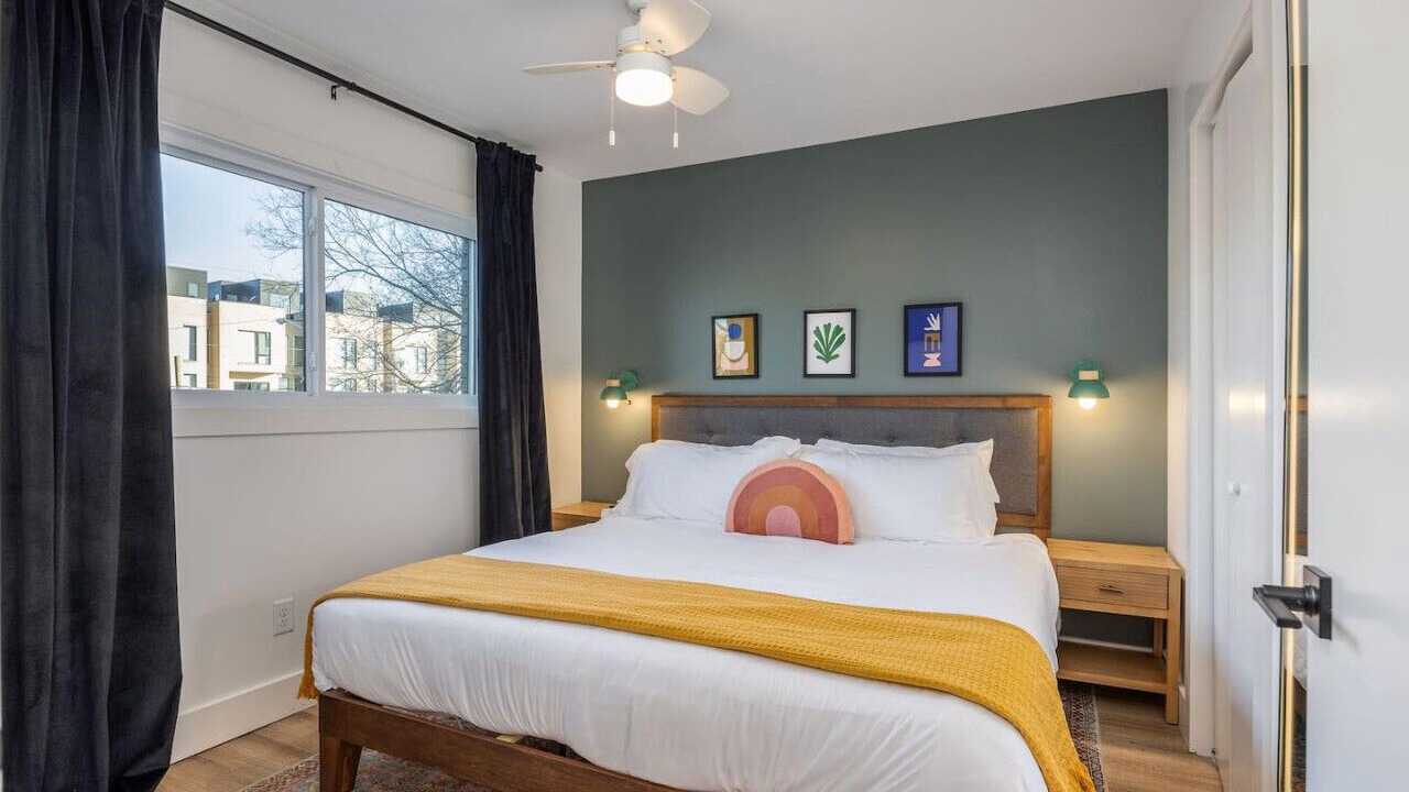 Photo of Bedroom in Hillsboro Village