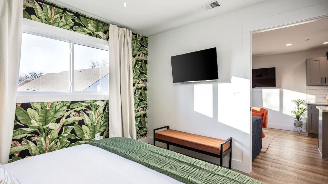 Photo of Bedroom in Hillsboro Village