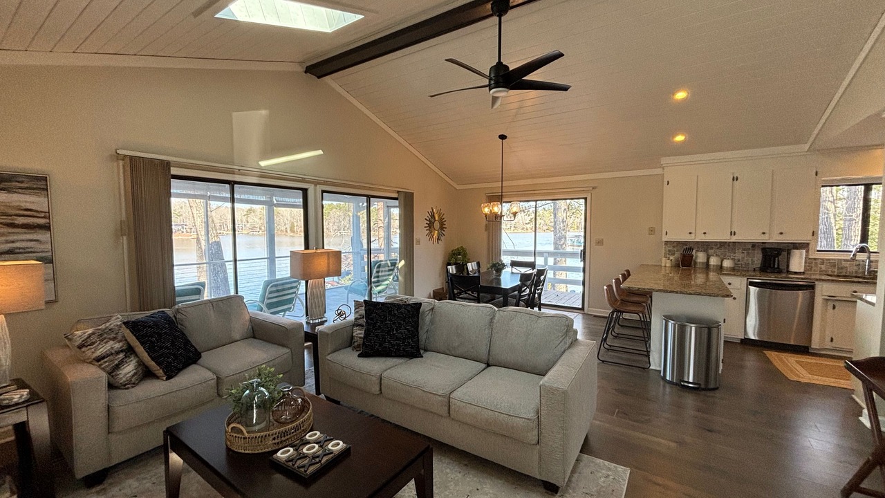Photo of Livingroom in Wise