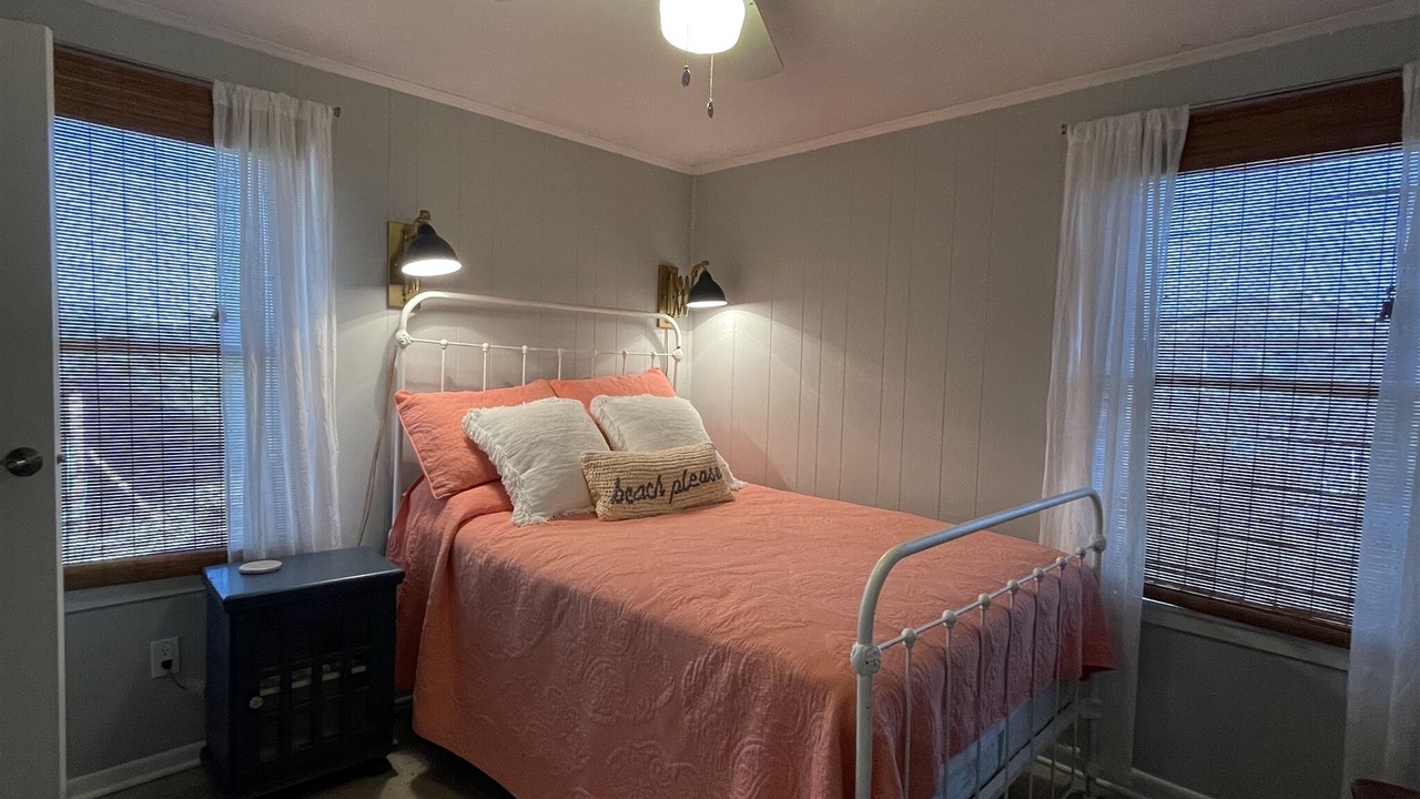 Photo of Bedroom in Buxton