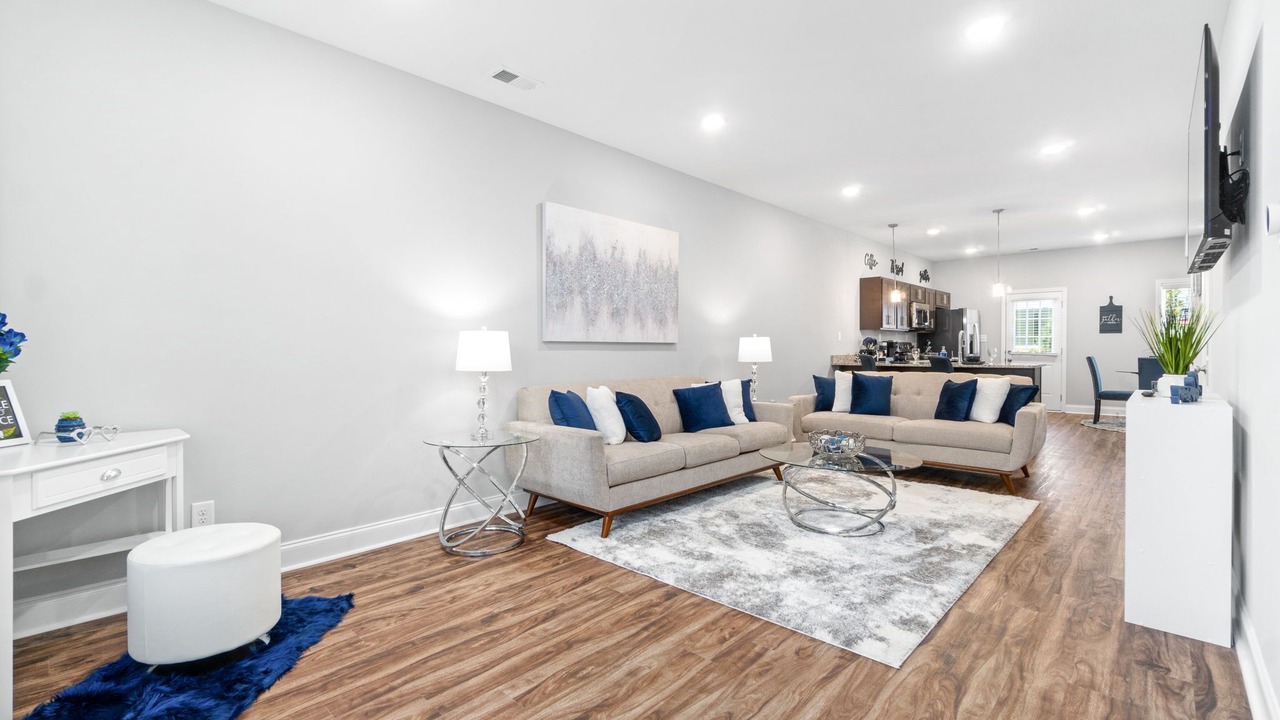 Photo of Livingroom in Clarksville