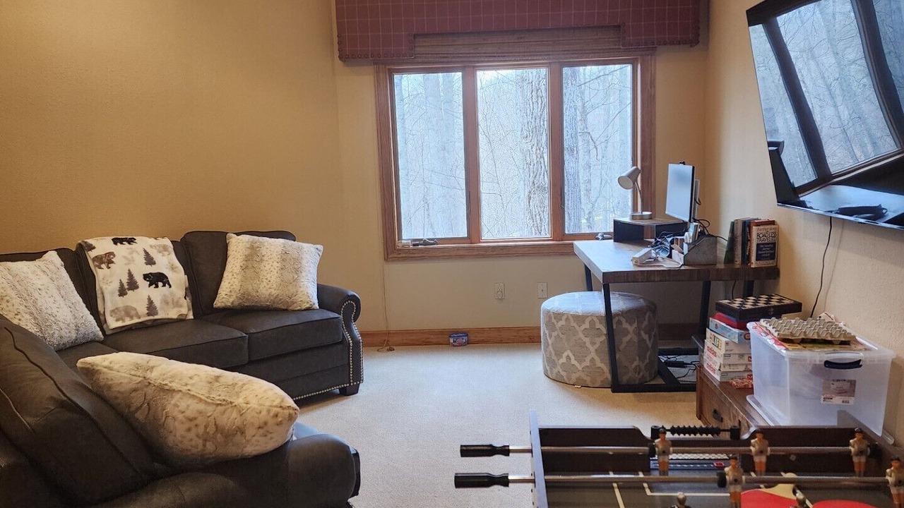 Photo of Bedroom in Mountain Air