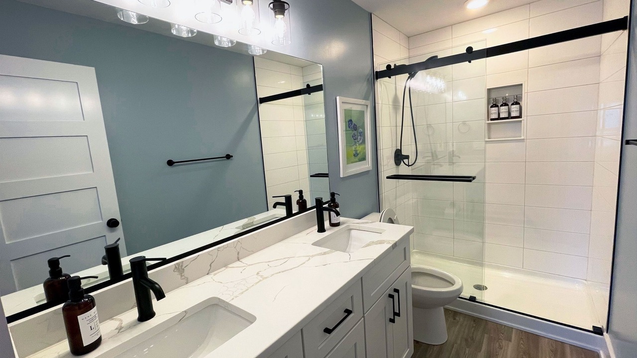 Photo of Bathroom in Corolla Village