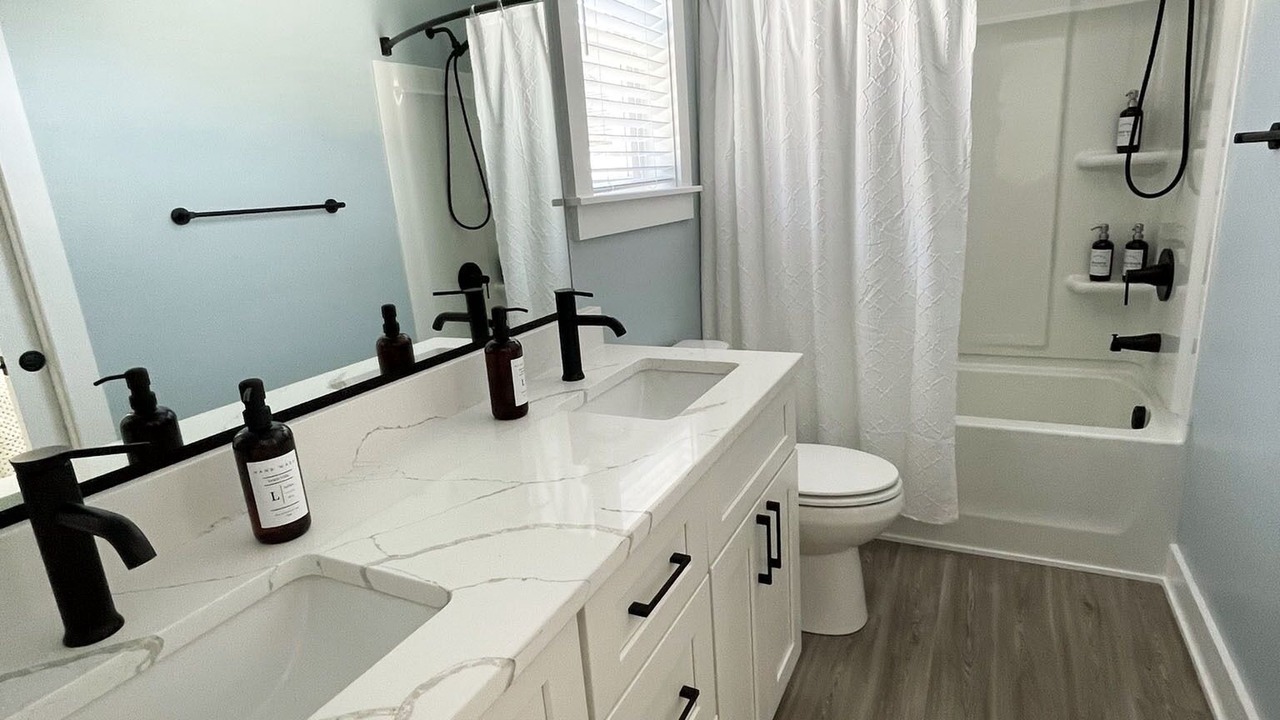 Photo of Bathroom in Corolla Village