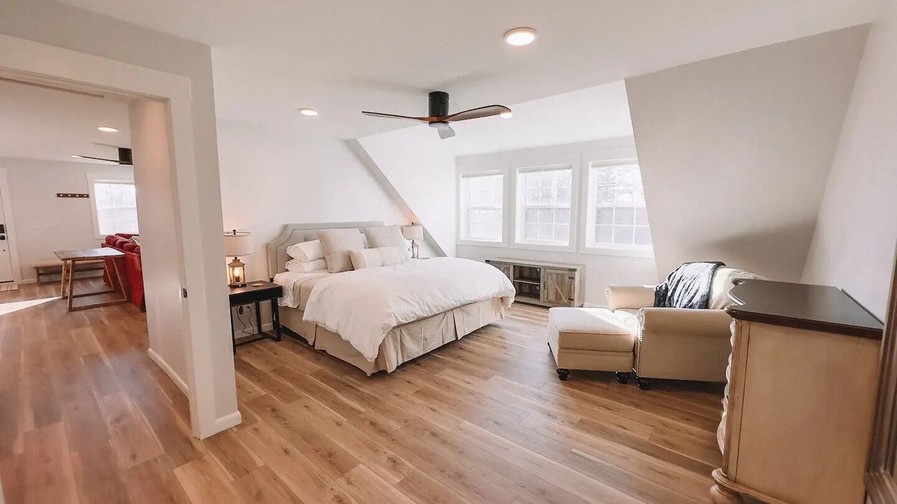 Photo of Bedroom in Weaverville