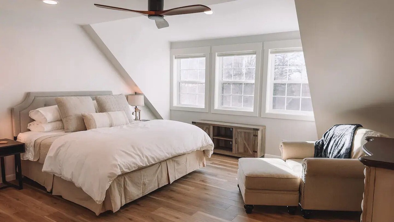 Photo of Bedroom in Weaverville