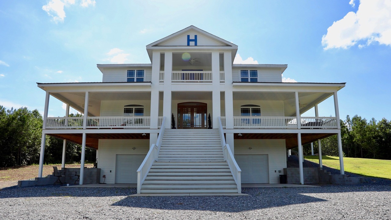 Photo of Outdoor in Ether
