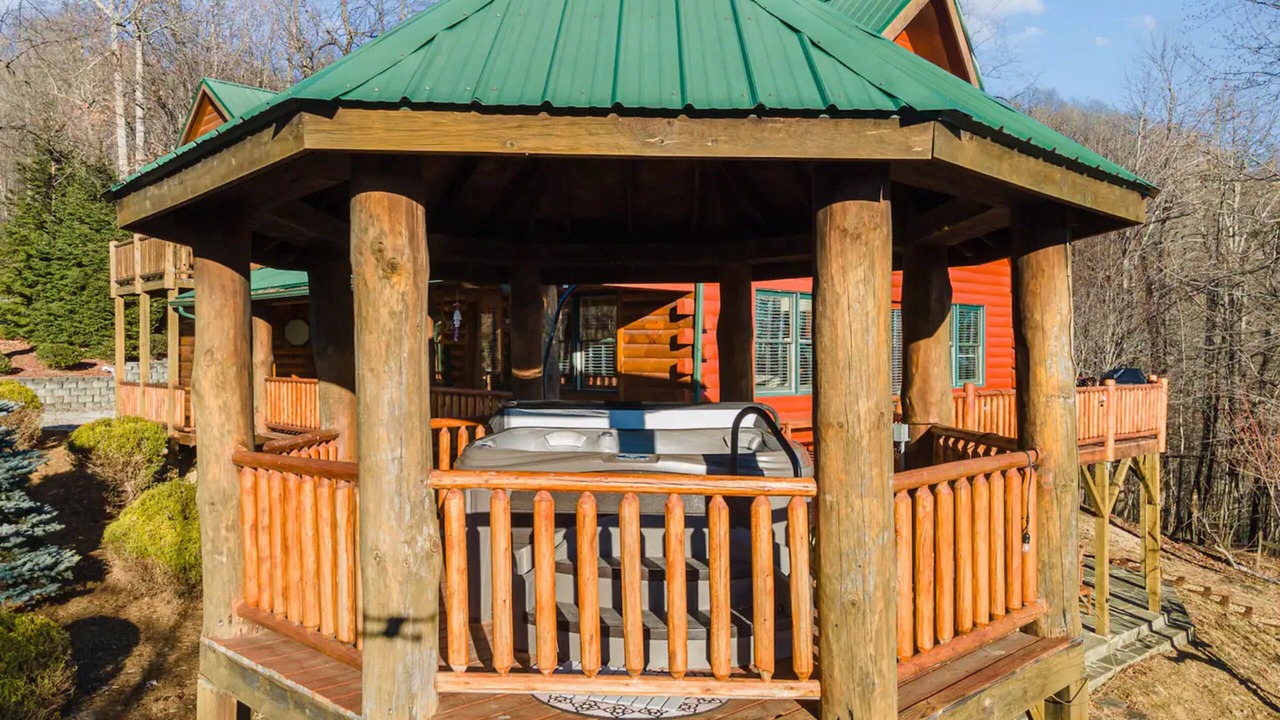 Photo of Patio Balcony in Old Fort
