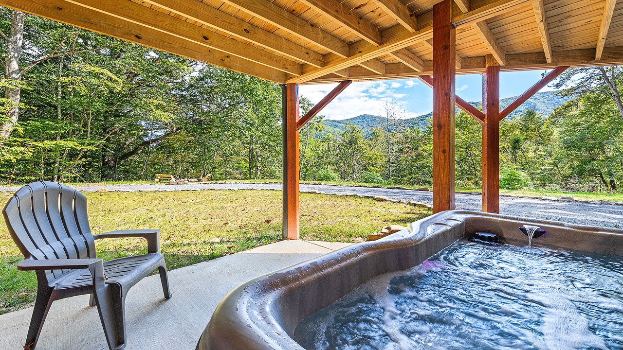 Photo of Outdoor in Maggie Valley