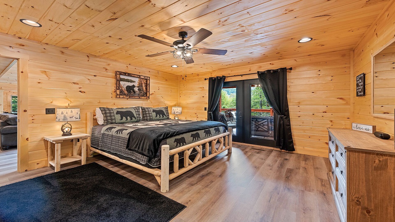 Photo of Bedroom in Maggie Valley