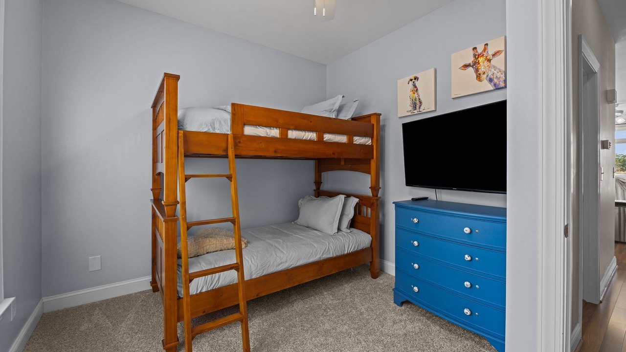 Photo of Bedroom in Fairfield Harbour