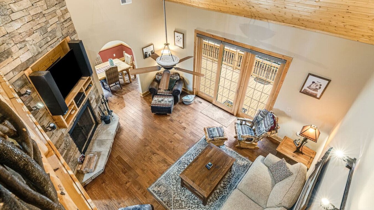 Photo of Livingroom in Waynesville