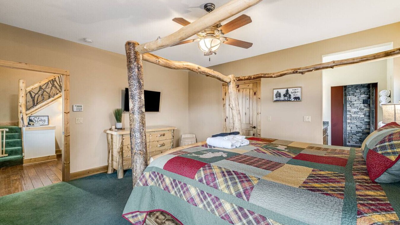 Photo of Bedroom in Waynesville