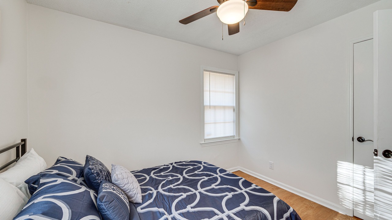 Photo of Bedroom in Washington