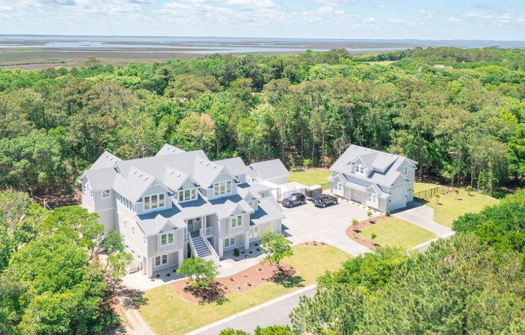 Photo of Others in Corolla