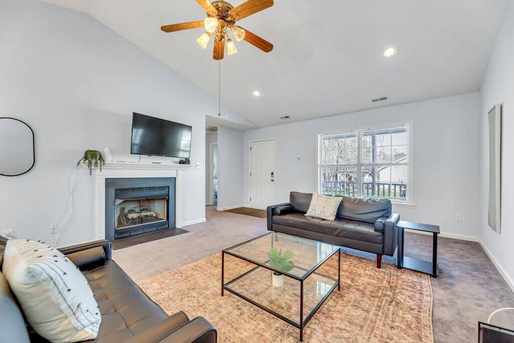 Photo of Livingroom in Kernersville