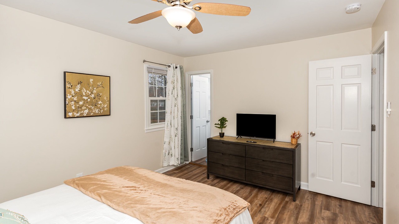 Photo of Bedroom in Northeast Raleigh