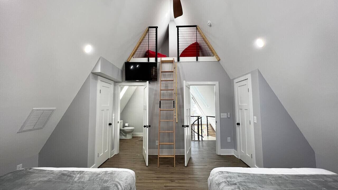 Photo of Bedroom in Seneca