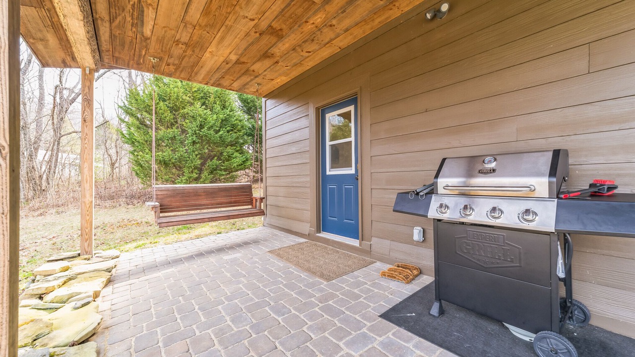 Photo of Outdoor in Hendersonville