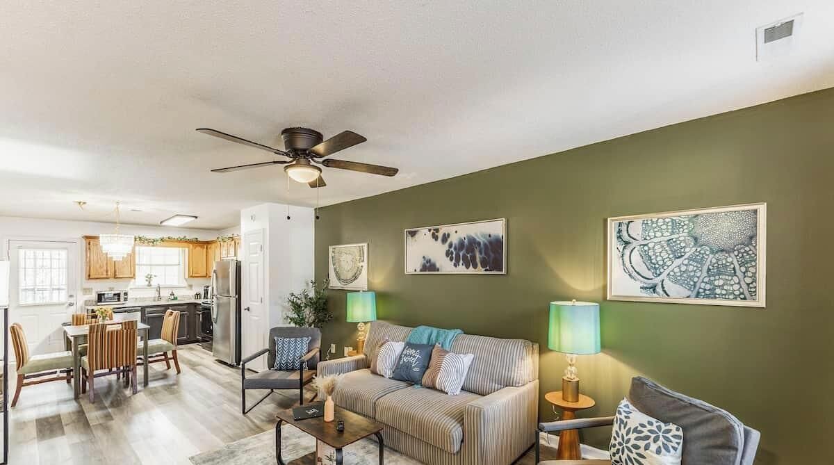 Photo of Livingroom in Decatur