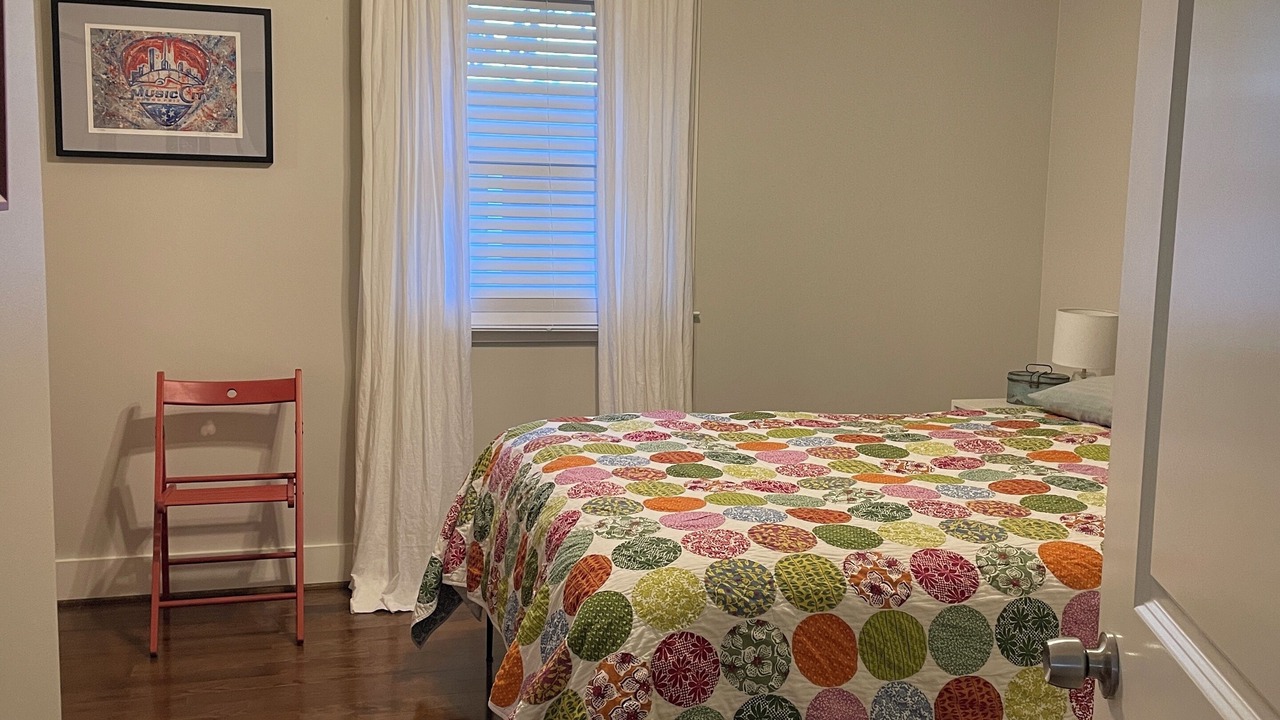 Photo of Bedroom in Historic Edgefield
