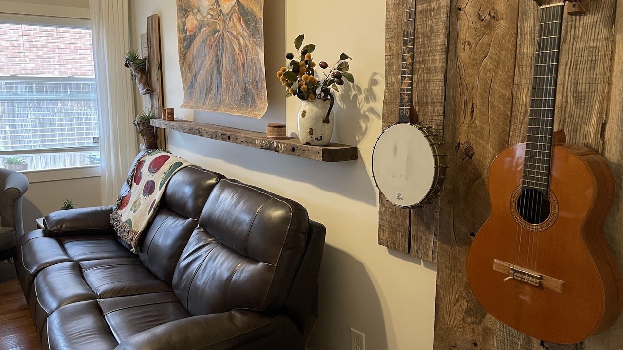 Photo of Livingroom in Historic Edgefield