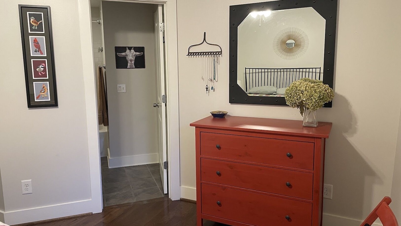 Photo of Bedroom in Historic Edgefield