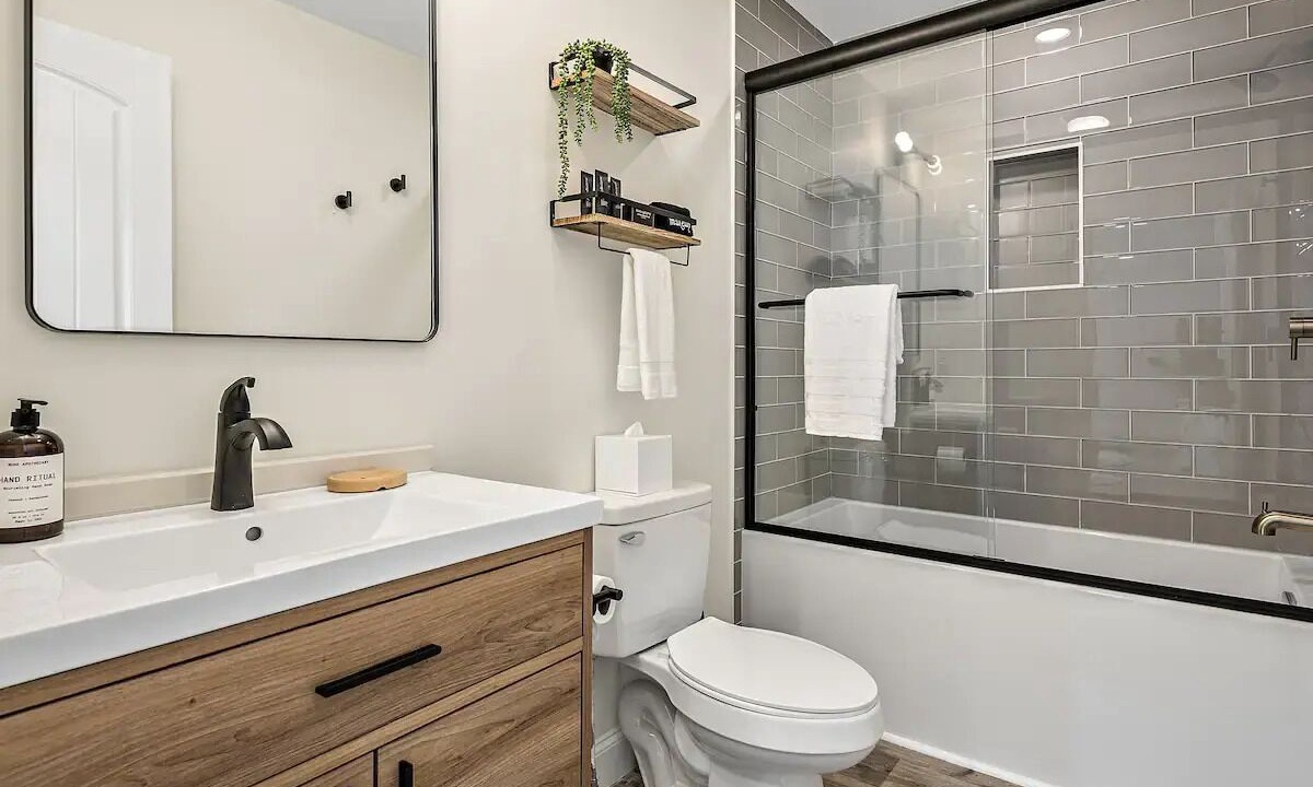 Photo of Bathroom in Marshall
