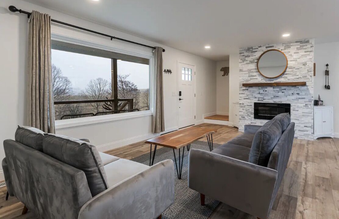 Photo of Livingroom in Marshall