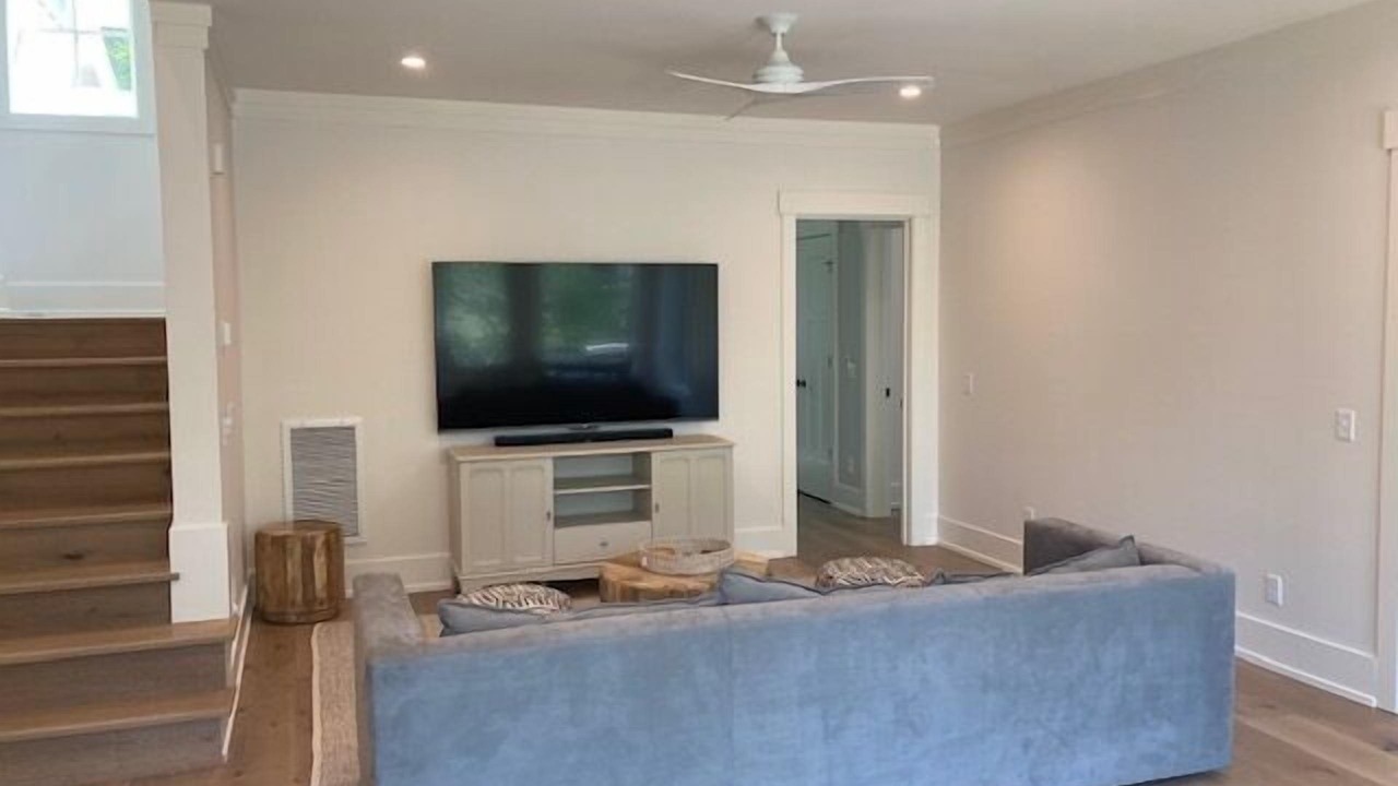 Photo of Livingroom in Middle Island Plantation