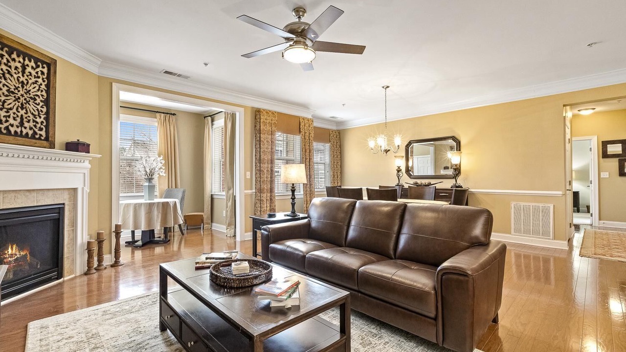 Photo of Livingroom in Brier Creek Country Club