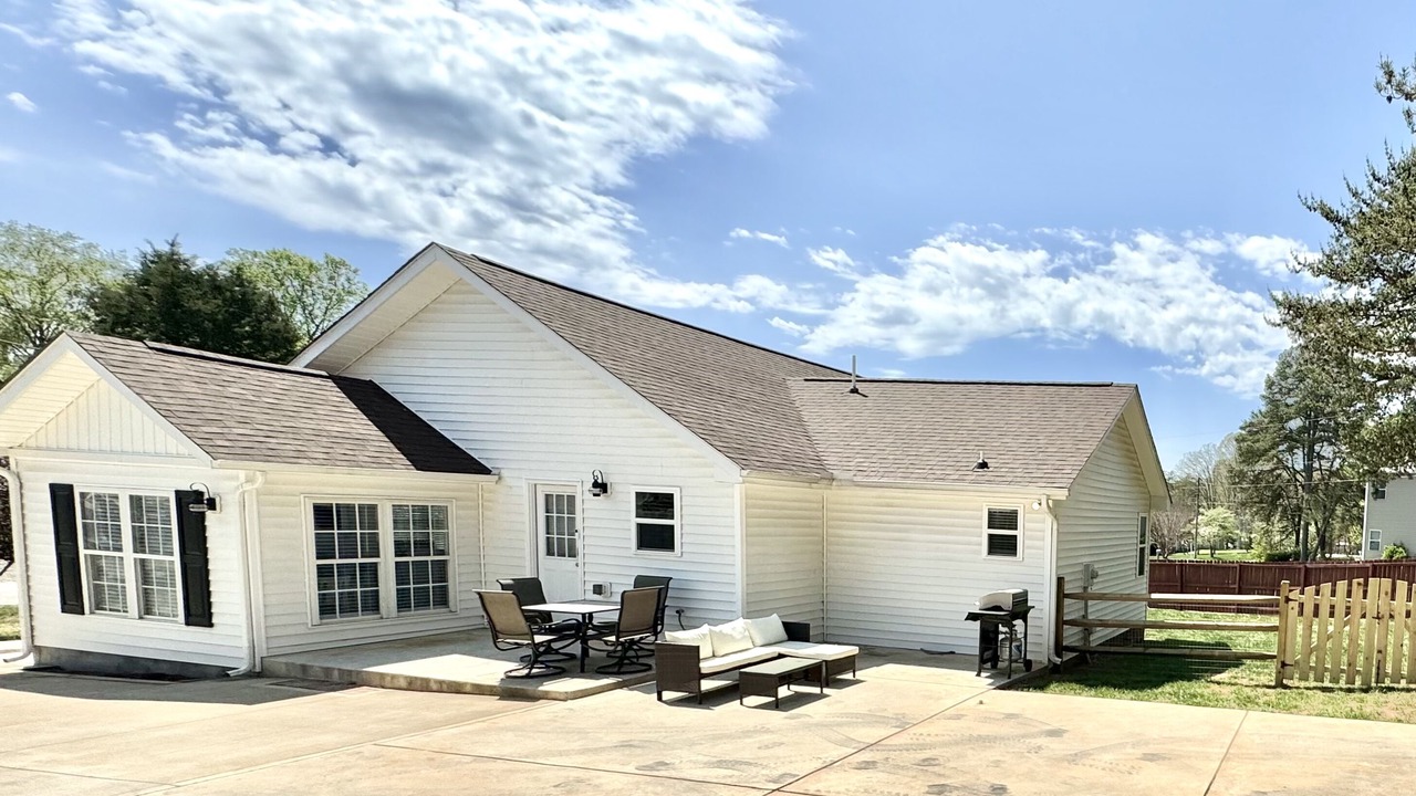 Photo of Outdoor in Mayhew
