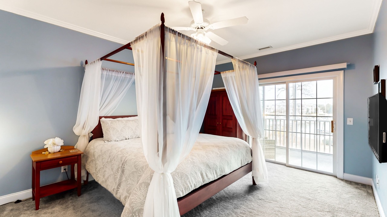 Photo of Bedroom in St. James