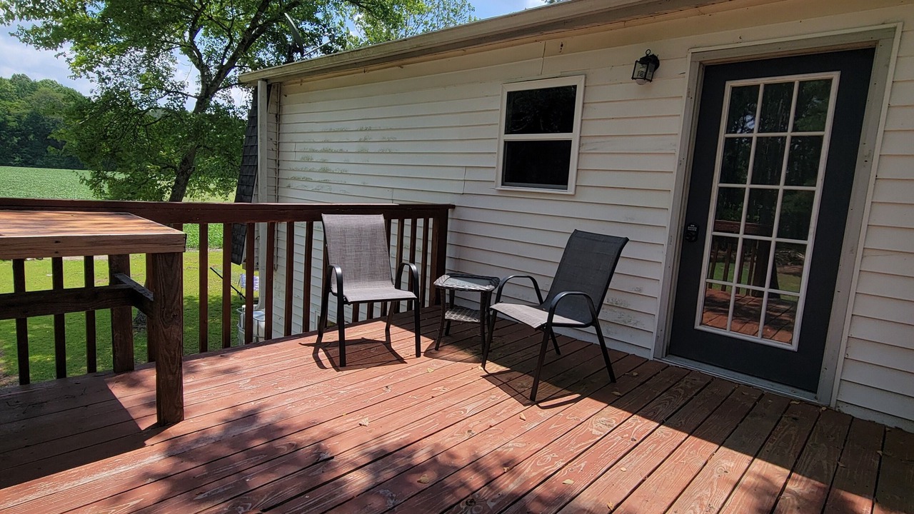 Photo of Patio Balcony in Crisp