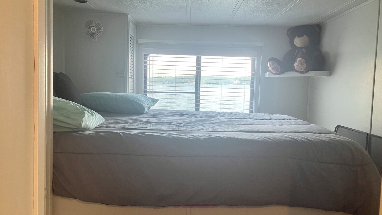 Photo of Bedroom in Steele Creek
