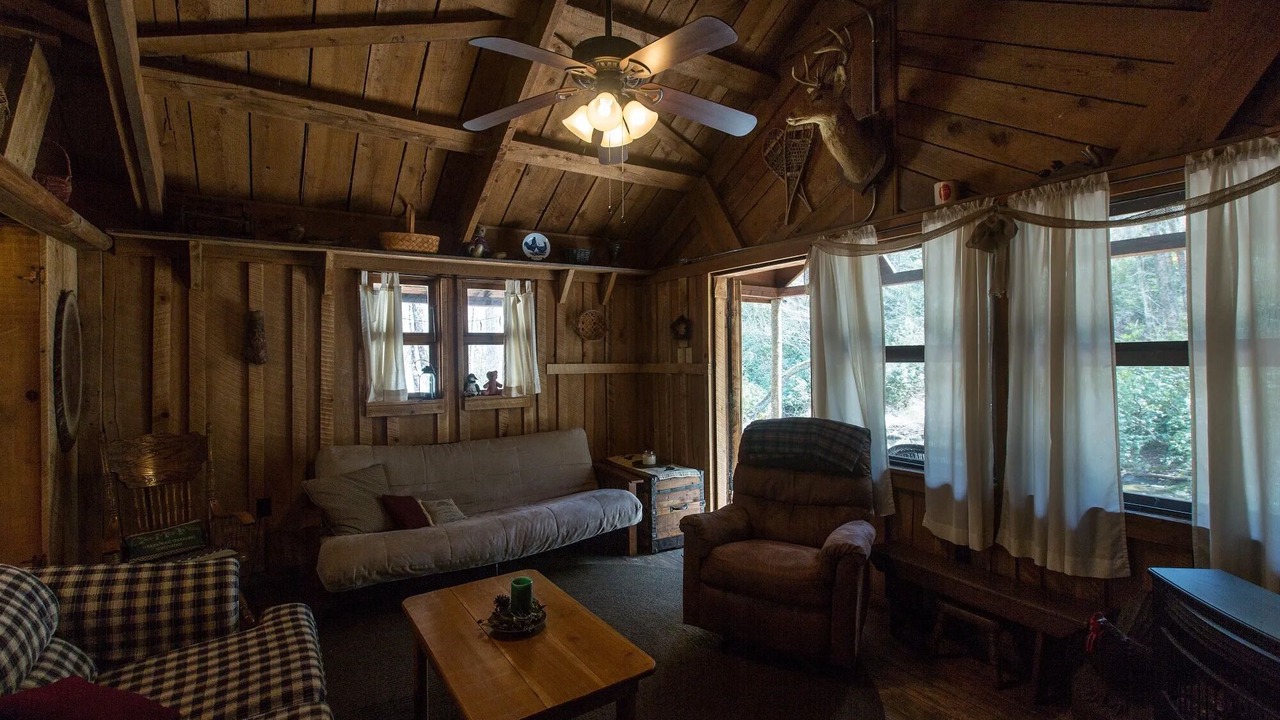 Photo of Livingroom in Robbinsville