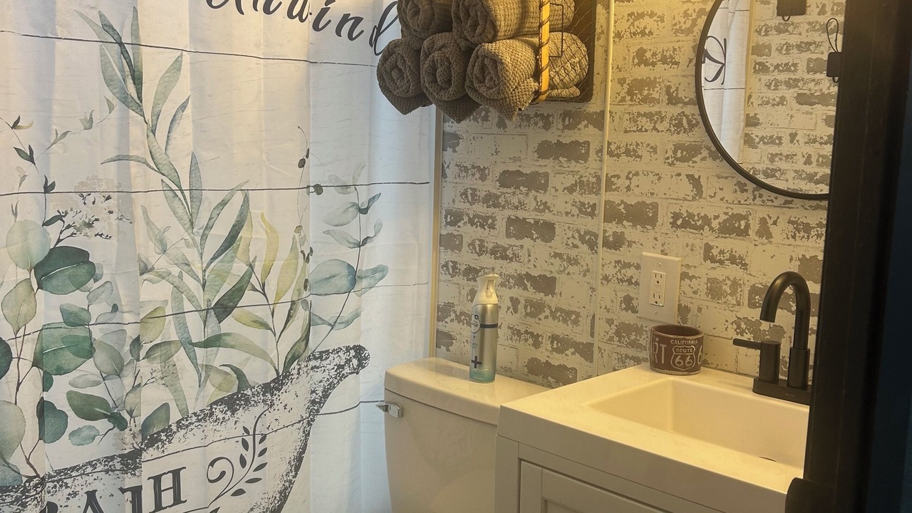 Photo of Bathroom in Aquone