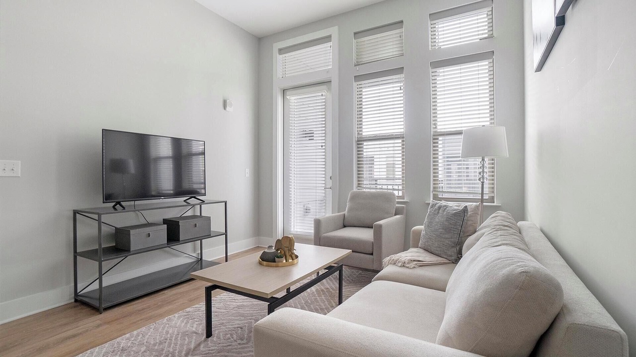 Photo of Livingroom in Downtown
