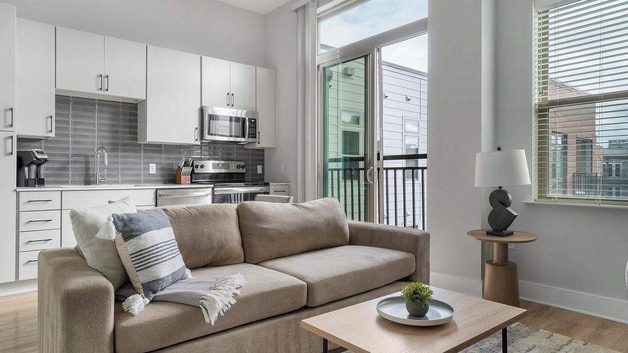 Photo of Livingroom in Downtown