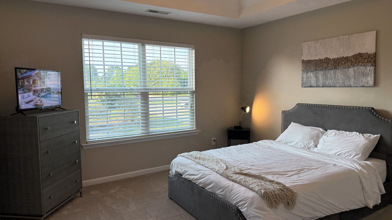 Photo of Bedroom in South View