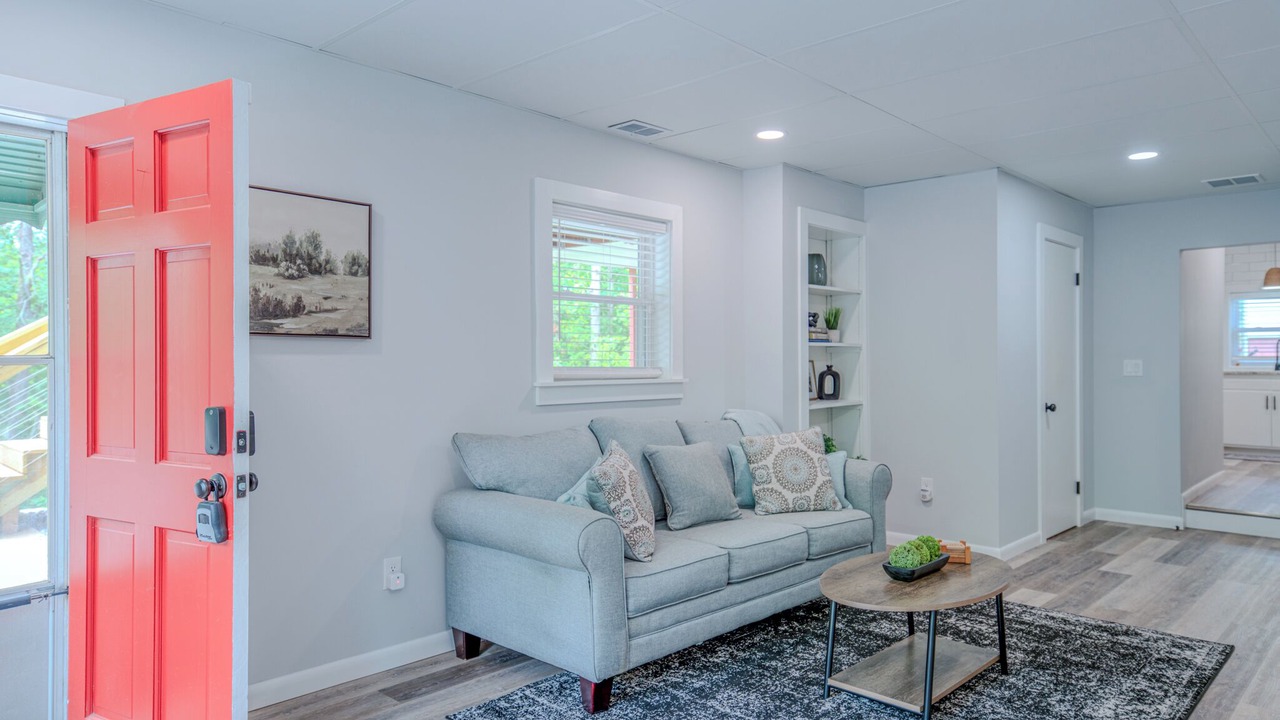 Photo of Livingroom in Weaverville