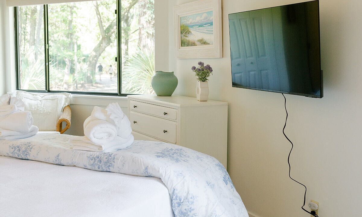 Photo of Bedroom in Oceanside