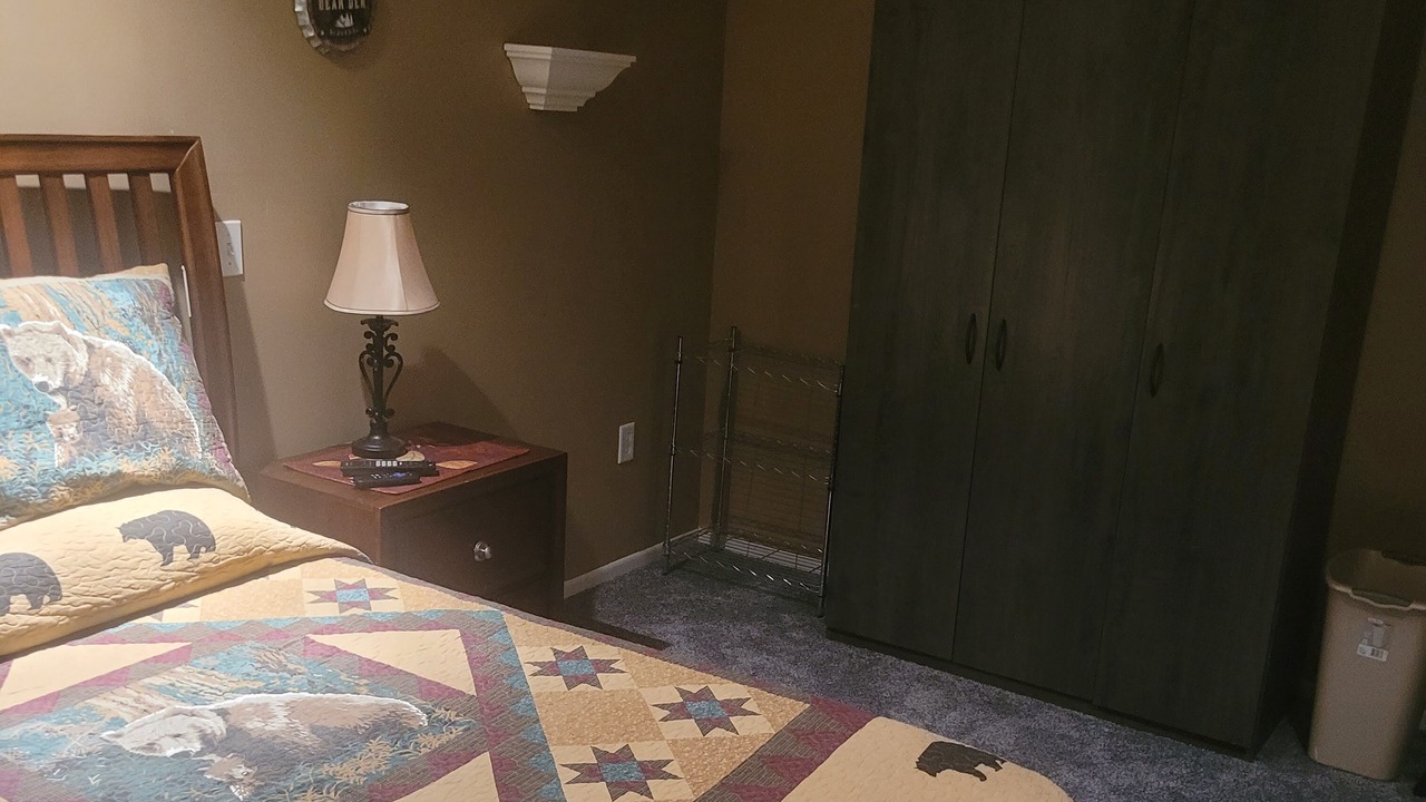 Photo of Bedroom in Hendersonville